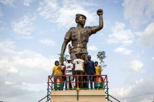 A statue of Thomas Sankara in Ouagadougou, Burkina Faso's capital. (Photo: AFP/ Olympia De Maismont)