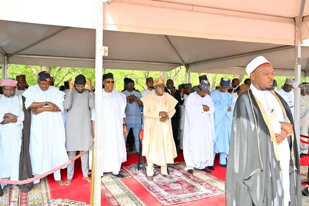 Photos: Tinubu at Eid el-Fitr prayer