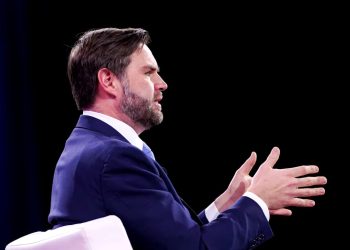 JD Vance denies disrespecting UK and France over Ukraine peacekeeping force